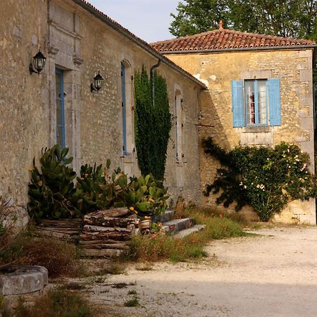 Chambres D'Hotes Logis De L'Astree Saint-Bris-des-Bois Ngoại thất bức ảnh