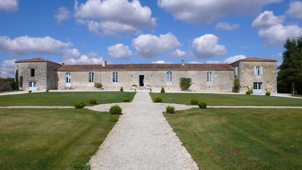 Chambres D'Hotes Logis De L'Astree Saint-Bris-des-Bois Ngoại thất bức ảnh