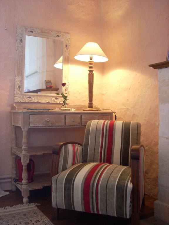 Chambres D'Hotes Logis De L'Astree Saint-Bris-des-Bois Ngoại thất bức ảnh