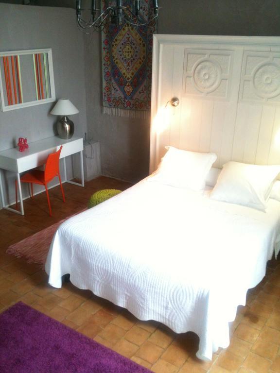 Chambres D'Hotes Logis De L'Astree Saint-Bris-des-Bois Ngoại thất bức ảnh