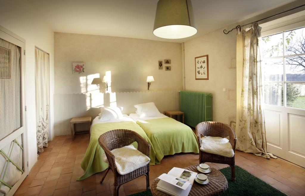 Chambres D'Hotes Logis De L'Astree Saint-Bris-des-Bois Ngoại thất bức ảnh