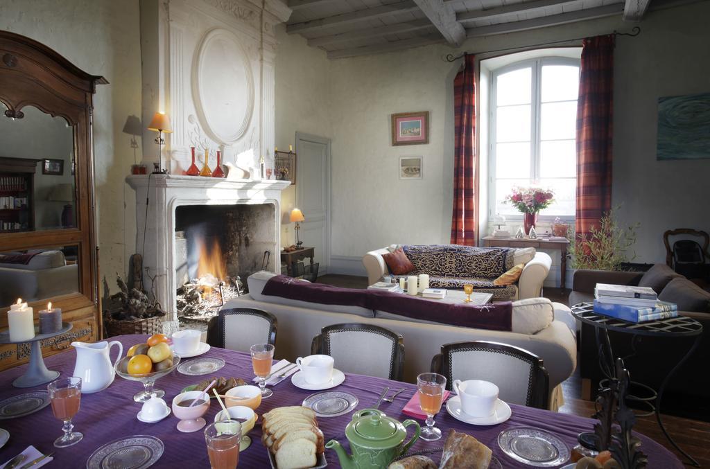 Chambres D'Hotes Logis De L'Astree Saint-Bris-des-Bois Ngoại thất bức ảnh